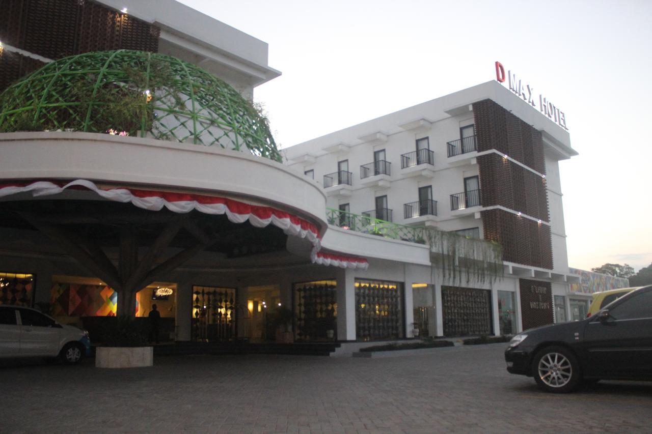 D'Max Hotel & Convention Lombok Praya Ngoại thất bức ảnh